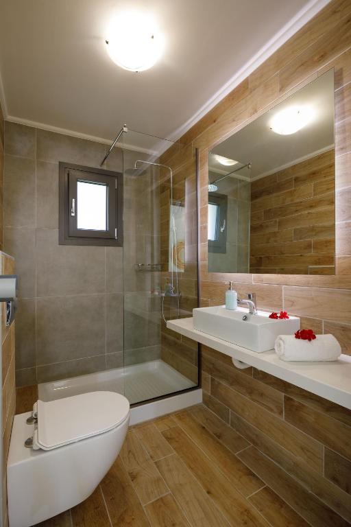 Kúpeľňa v ubytovaní Apartment Tilio - New apartment with private pool 1400m from the beach
