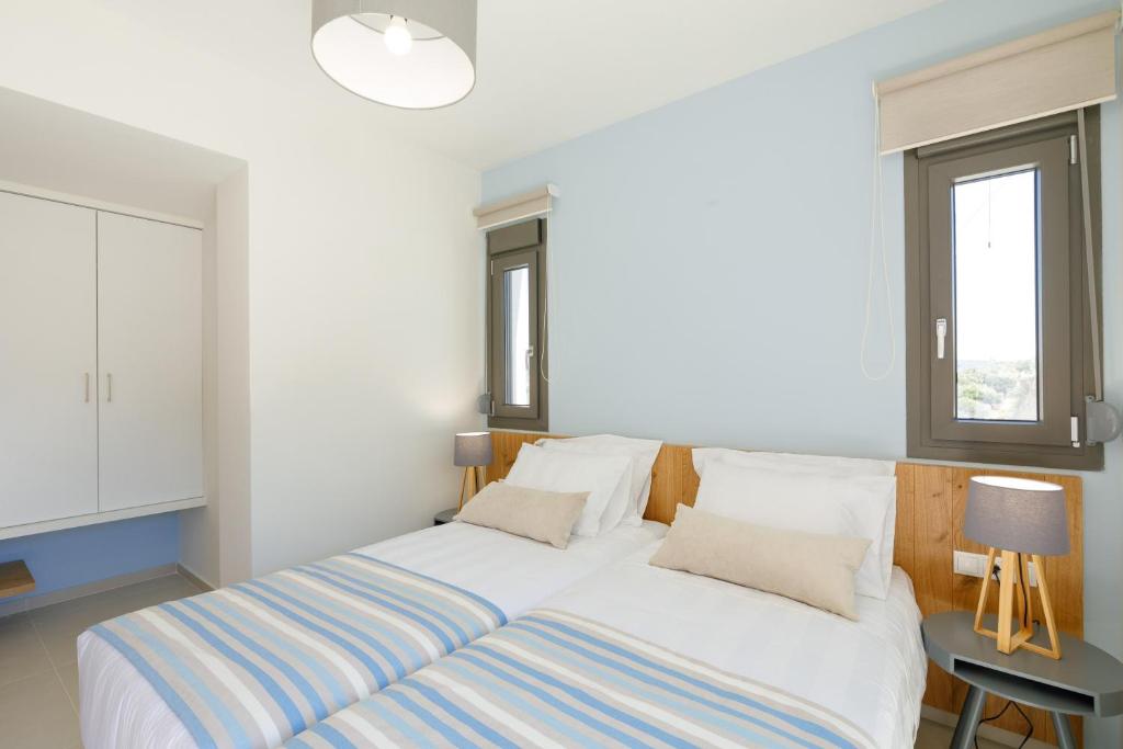 Posteľ alebo postele v izbe v ubytovaní Apartment Tilio - New apartment with private pool 1400m from the beach