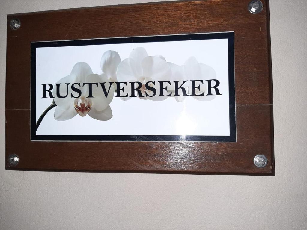 Rustverseker Self Catering Accommodation - Image 18