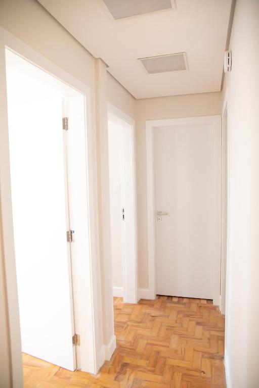  Apt near Paulista Ave