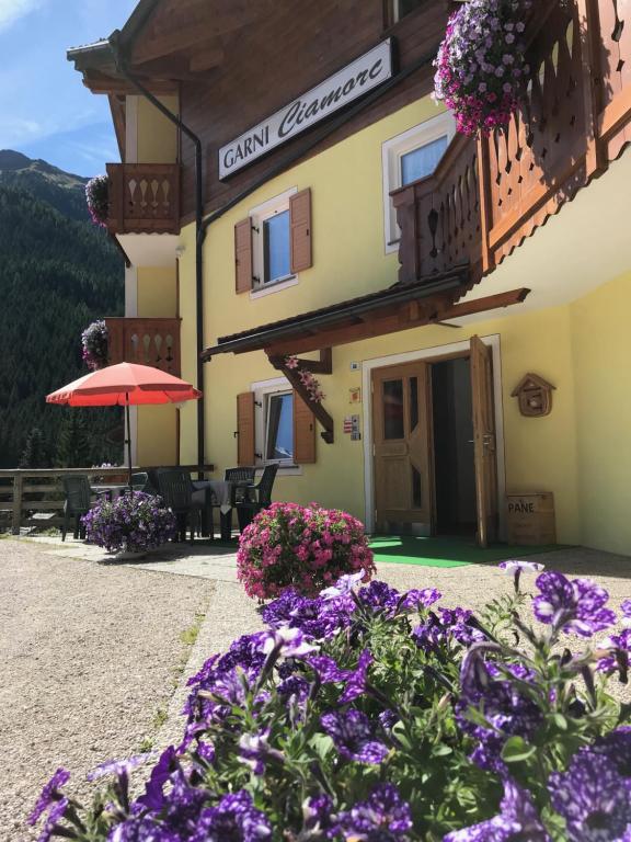 Widok na góry z tego hotelu