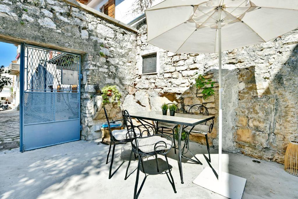 Patio nebo venkovní prostory v ubytování Pikarin rooms B&B