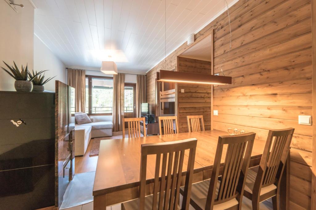 Kuchyň nebo kuchyňský kout v ubytování Villa Ylläs 301