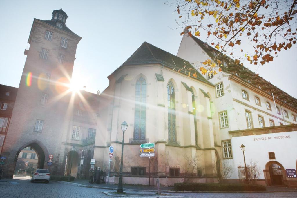 Logis Hôtel Restaurant Au Cerf d'Or - Resim 40