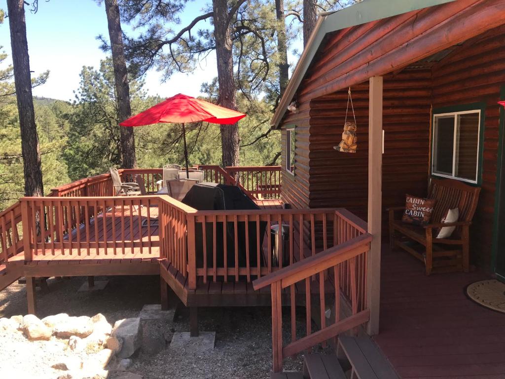 Foto da galeria de Gonzales Cozy Little Bear Cabin em Ruidoso