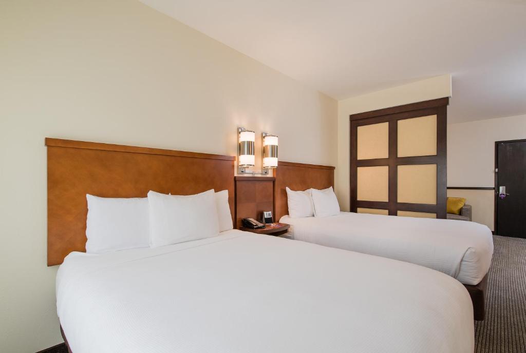 Hyatt Place Charleston Airport / Convention Center photo