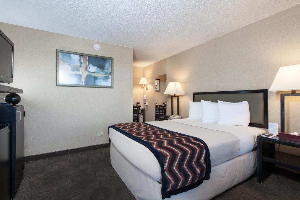 Carlton Inn Midway - Quarto Queen -Queen Padrão