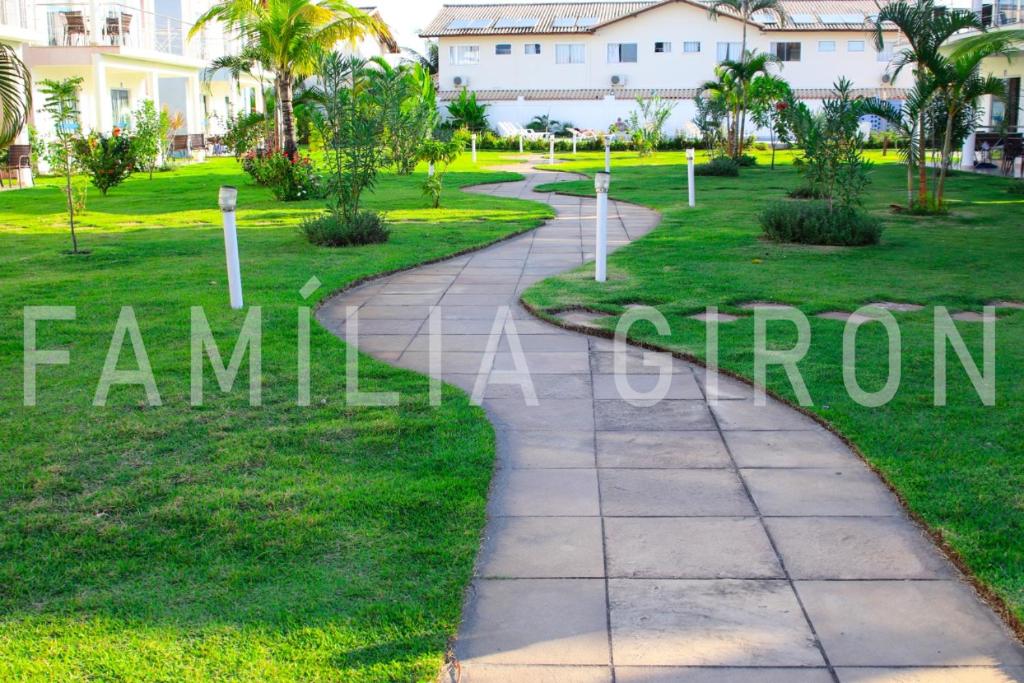  Apartamentos Luxo a 100 metros da Praia