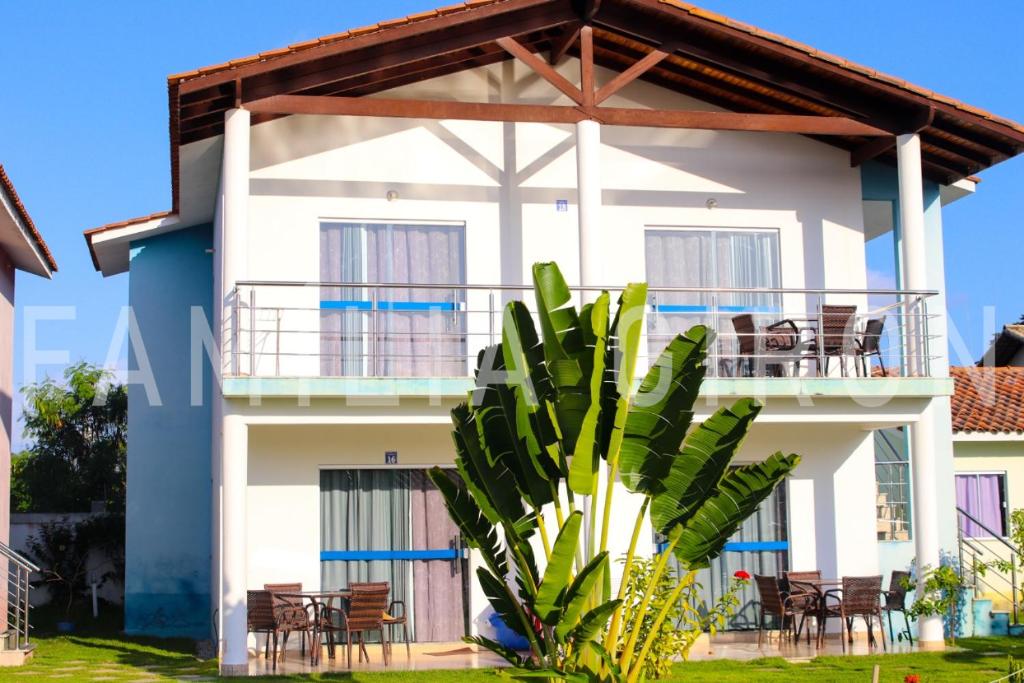  Apartamentos Luxo a 100 metros da Praia