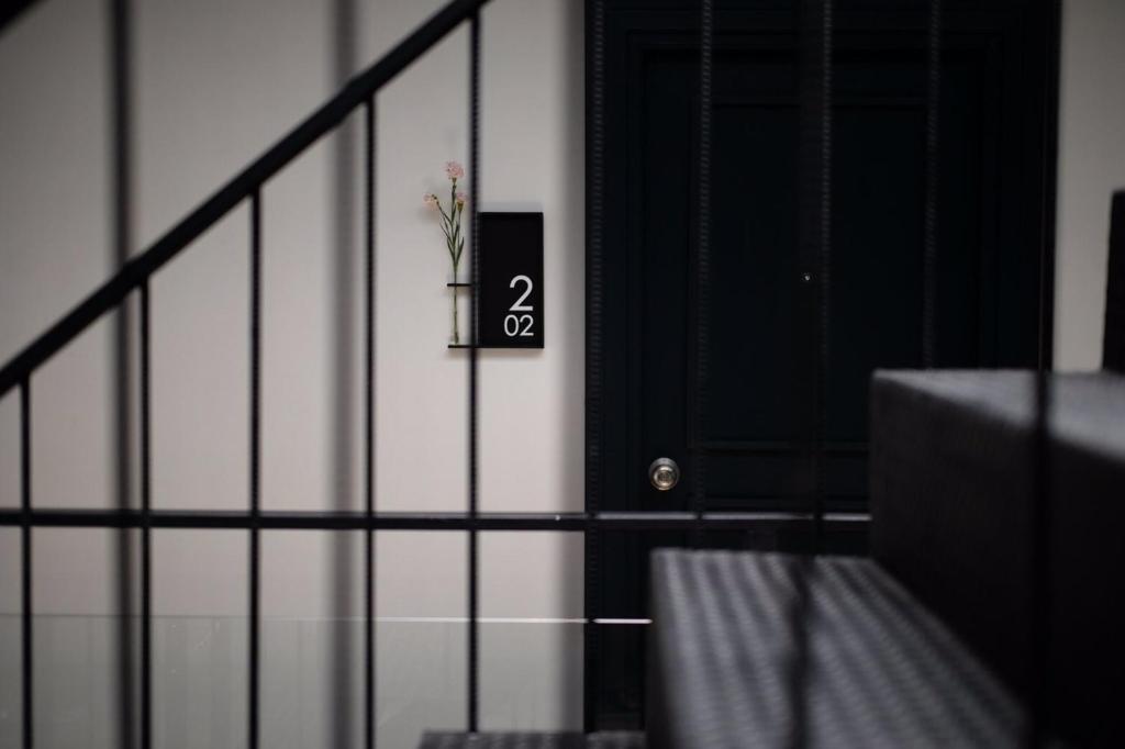 Goodnight Poshtel + Free Netflix - Resim 36