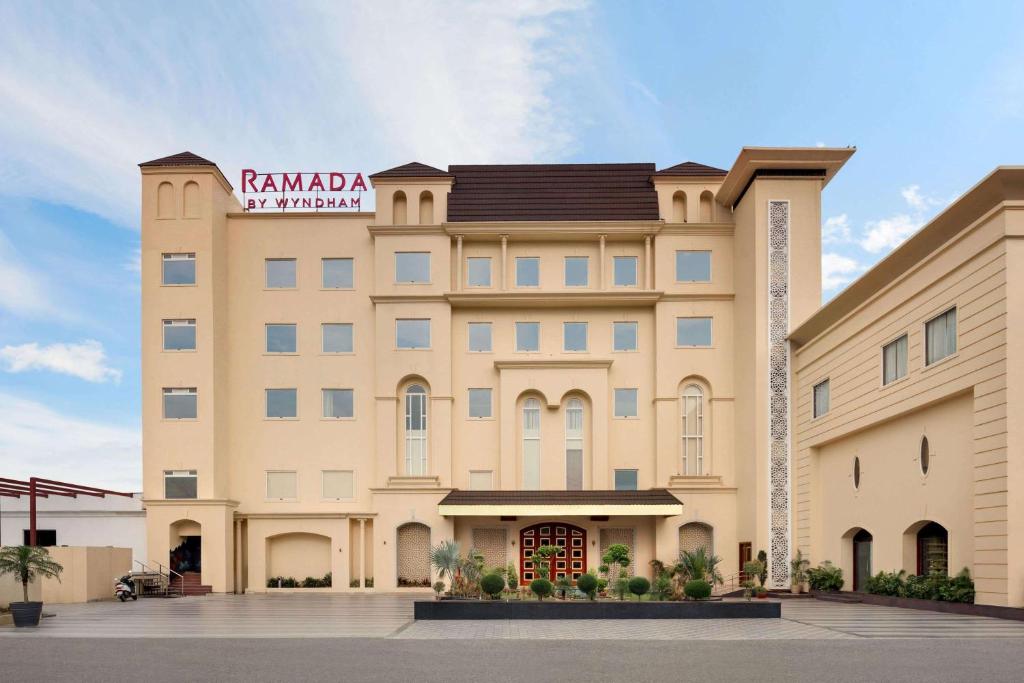 a rendering of the hotel yakima international at Ramada by Wyndham Kapurthala in Kapūrthala