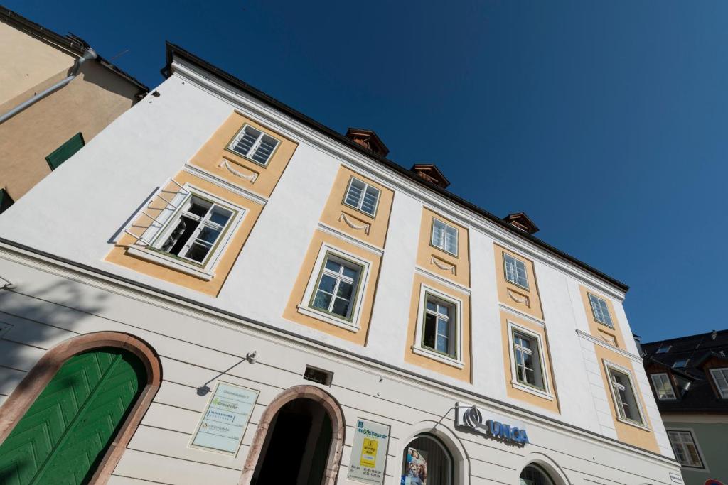 Budova, v ktorej sa apartmán nachádza