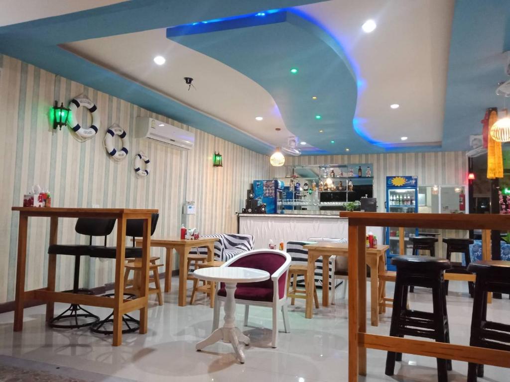 Restaurace v ubytování Everest Resort Samui - SHA Plus