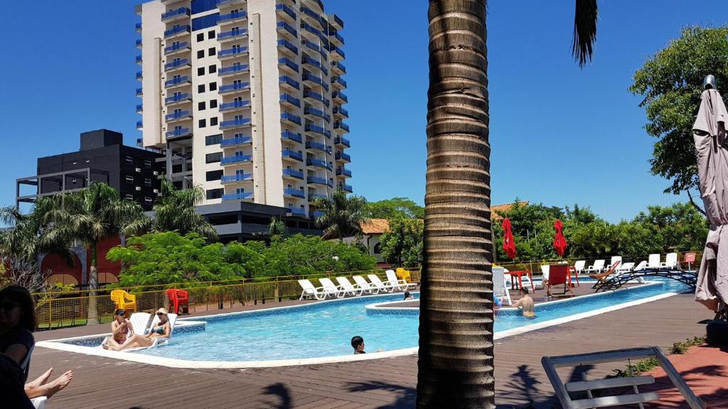 בריכת השחייה שנמצאת ב-leclub resort hotel או באזור