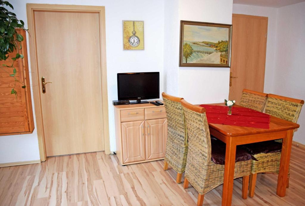 TV a/nebo společenská místnost v ubytování Haus Friedenswinkel