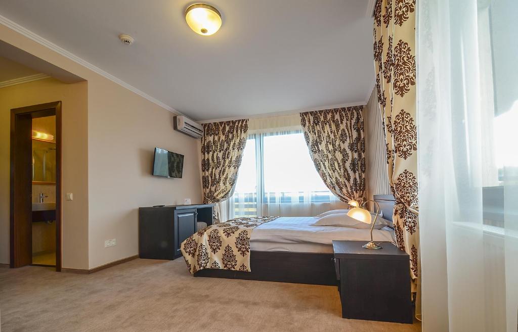 Pensiunea Toscana - Twin Room With Balcony