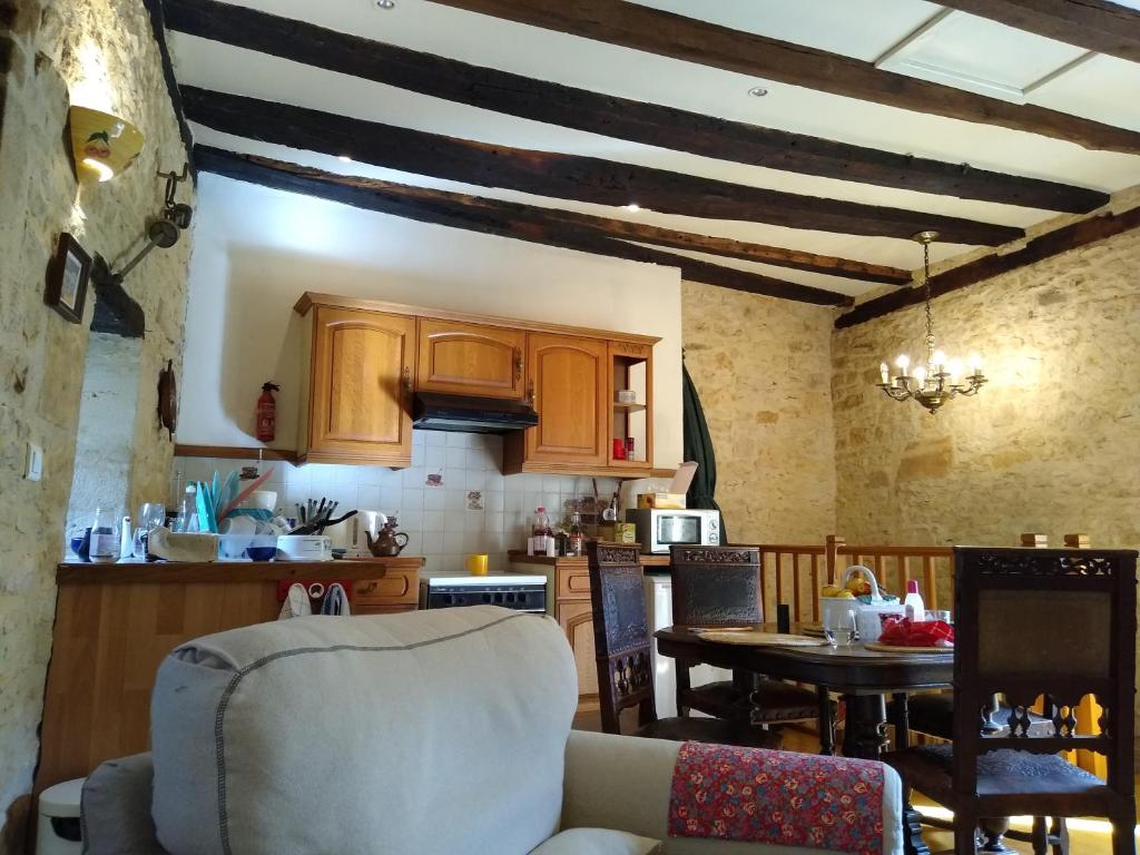 Little House in the Dordogne - Maison D'une Chambre