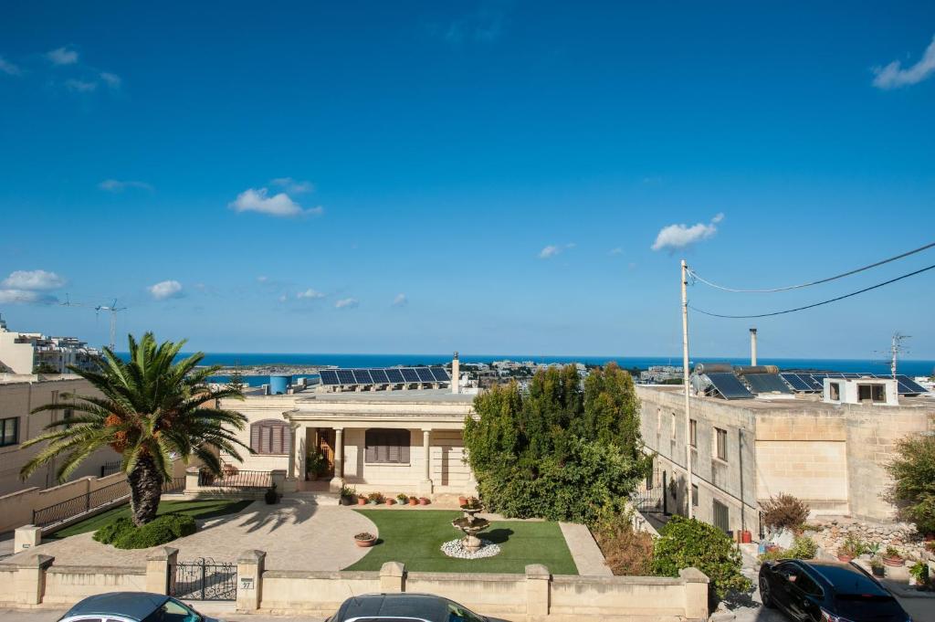 Artist Terrace Apartments - 16