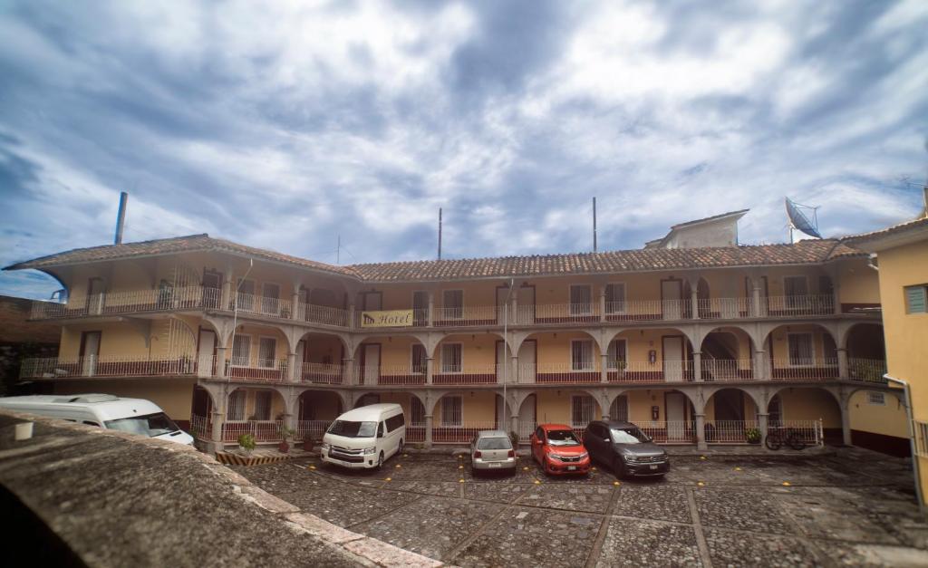 Budova, kde se hotel nachází