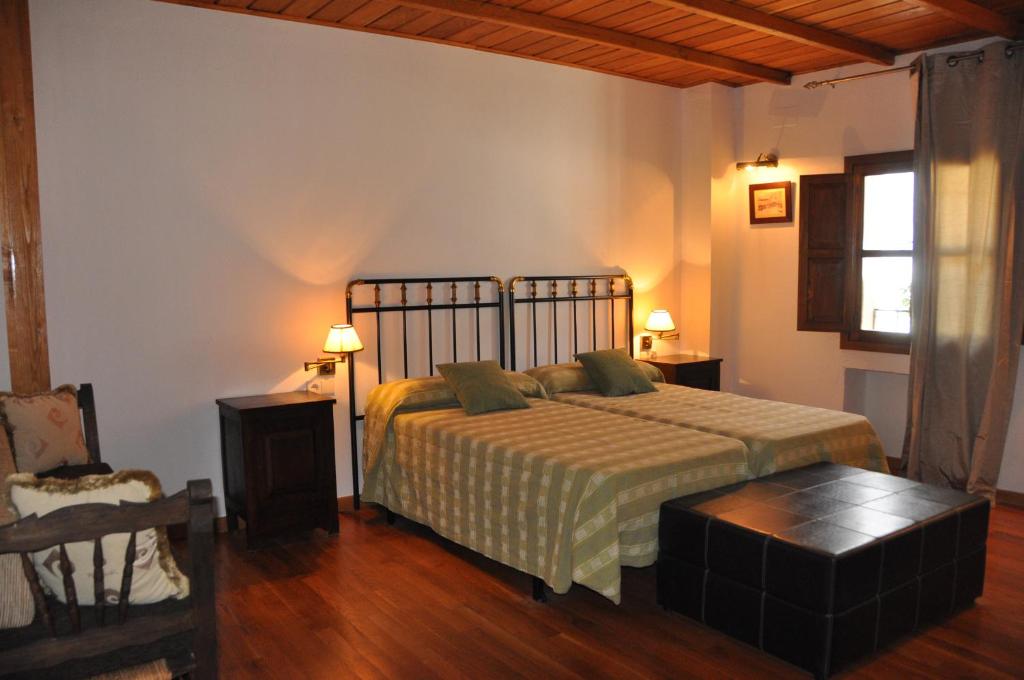 Posteľ alebo postele v izbe v ubytovaní Casa Rural Las Jañonas CC-CR-00219