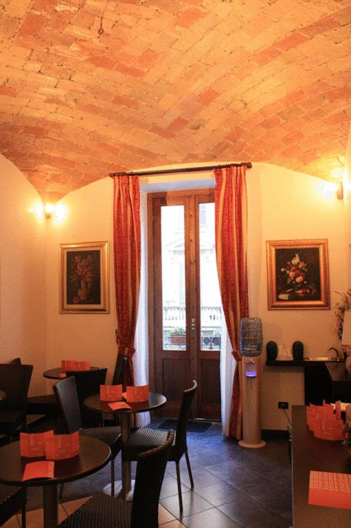 Hotel Campidoglio - Resim 25