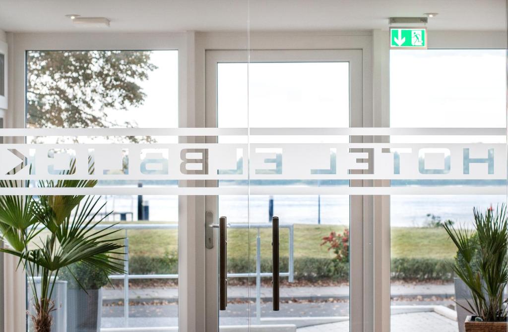 Fotografie z fotogalerie ubytování Hotel Elbblick Garni v destinaci Geesthacht