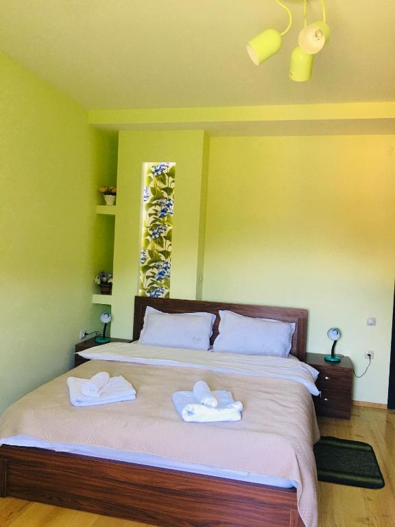 Postel nebo postele na pokoji v ubytování Guesthouse AlpenRose