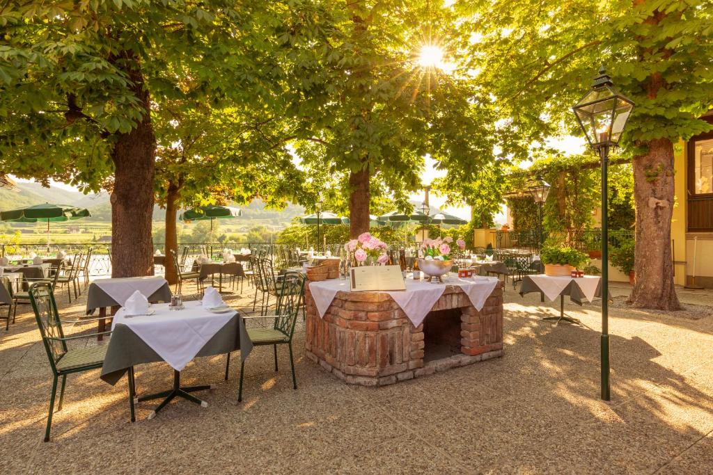 Vonkajšia záhrada v ubytovaní Hotel Richard Löwenherz