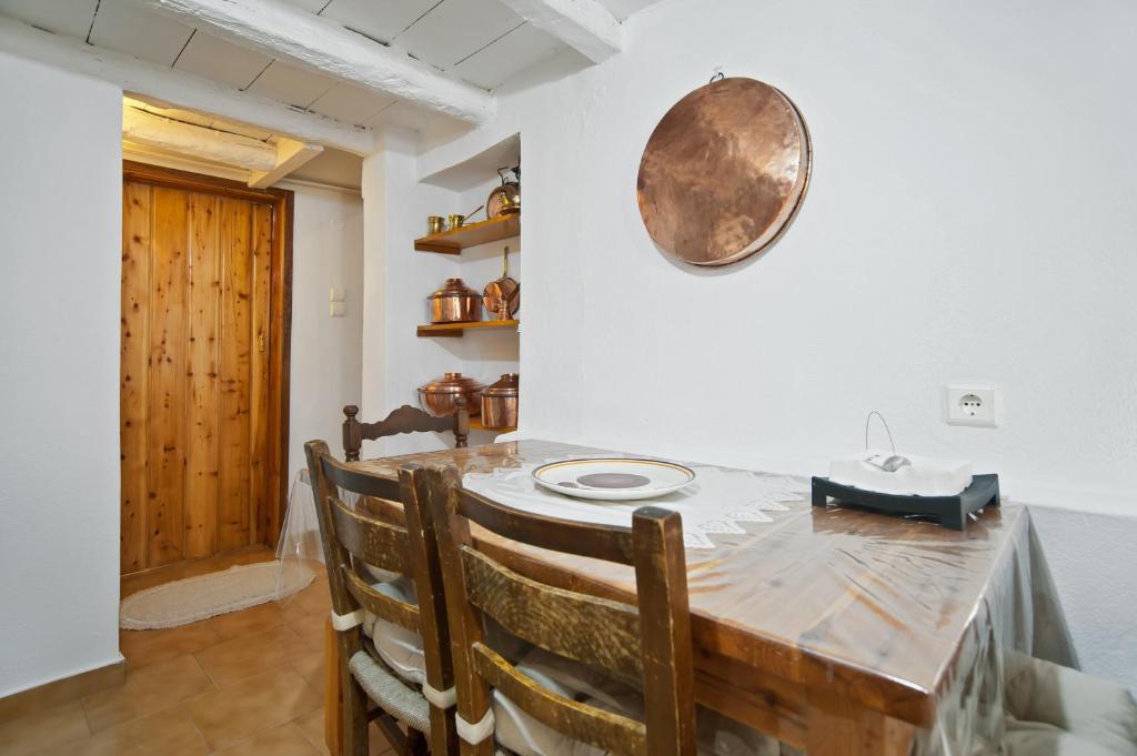 Fotografie z fotogalerie ubytování Elia Apartments Chrisso v destinaci Delfy