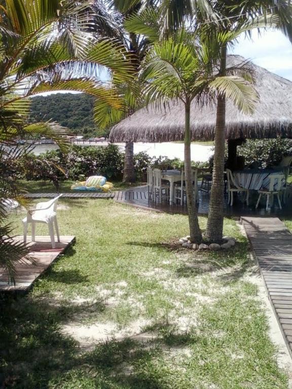 Um jardim em Pousada Canto da Galheta
