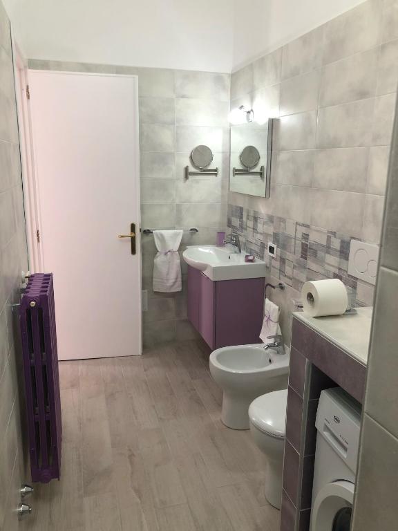 Koupelna v ubytování Casa Violet per Civita