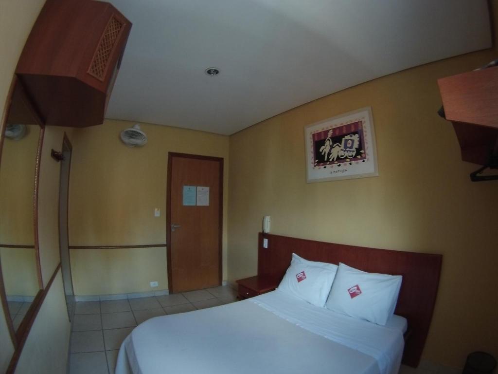  Option Hotel