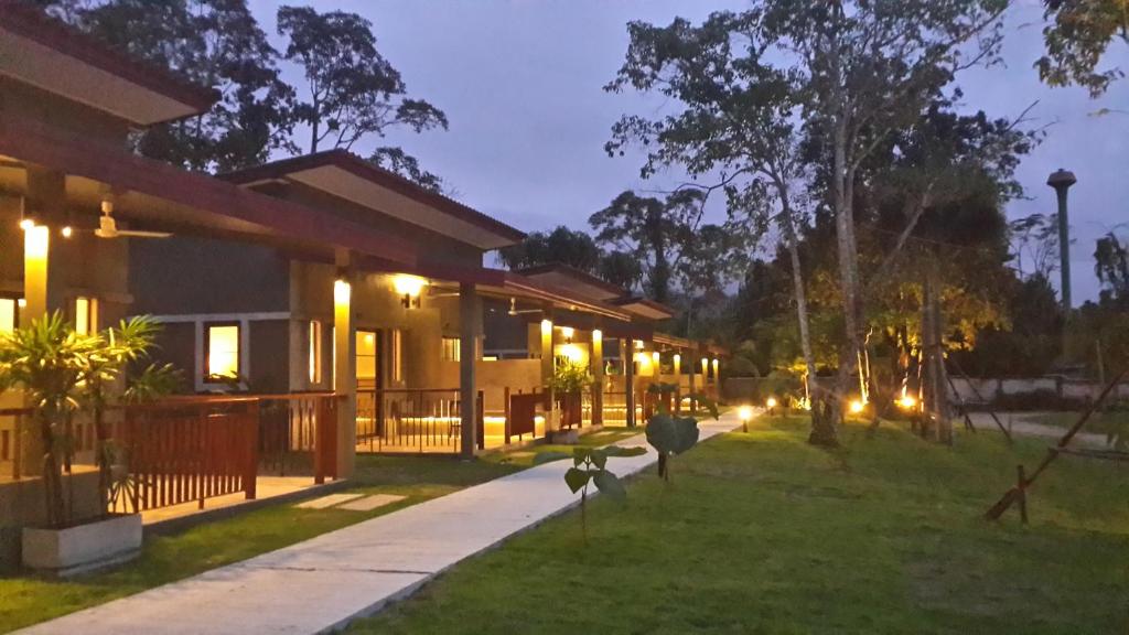 Zahrada ubytování Khaolak Yama Resort - SHA Plus