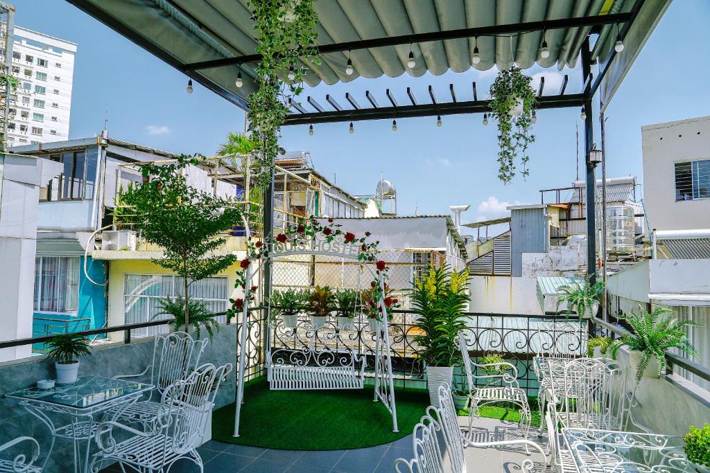 Balkón nebo terasa v ubytování Louis Hotel - Bui Vien Walking Street