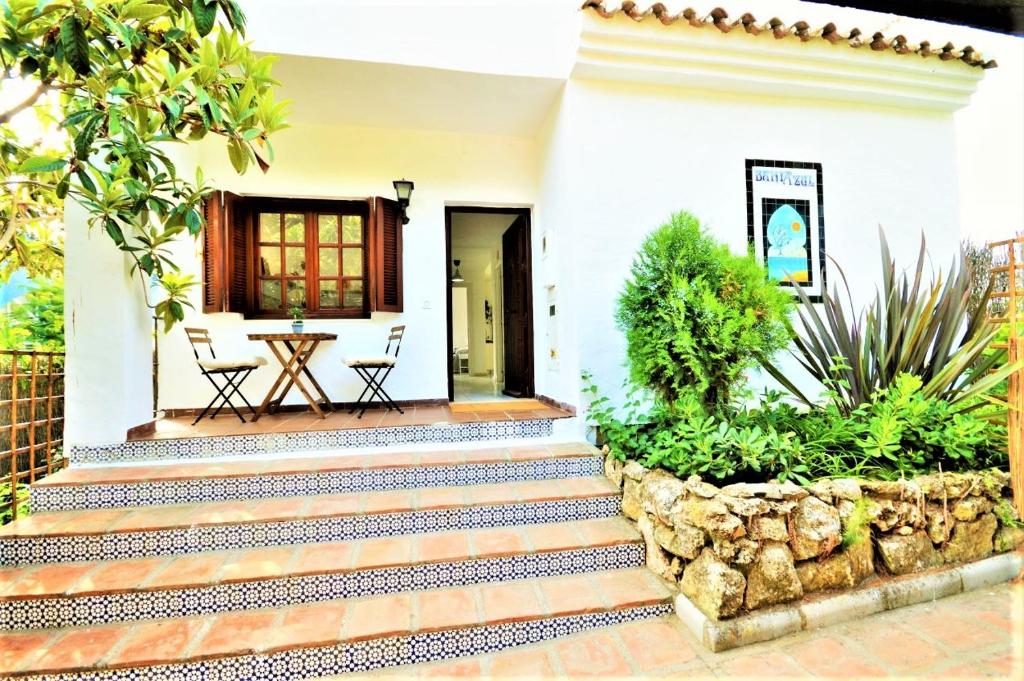 Vonkajšia záhrada v ubytovaní VILLA BAHIA AZUL