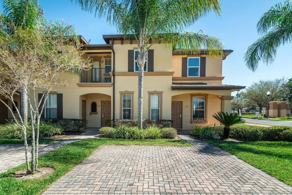 Unique Regal Palms Town Home at 104 Verona, 4BR, 2Baths, near Pools & Lazy River, Near Disney, Davenport, Statele Unite ale Americii