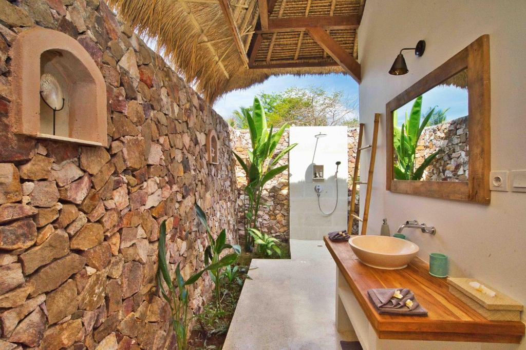 Segara Lombok Beach Resort - 3