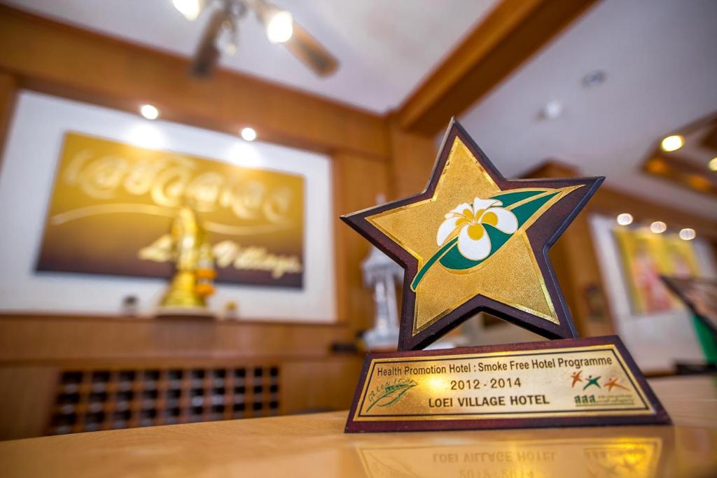 Certifikát, hodnocení, plakát nebo jiný dokument vystavený v ubytování Loei Village Hotel