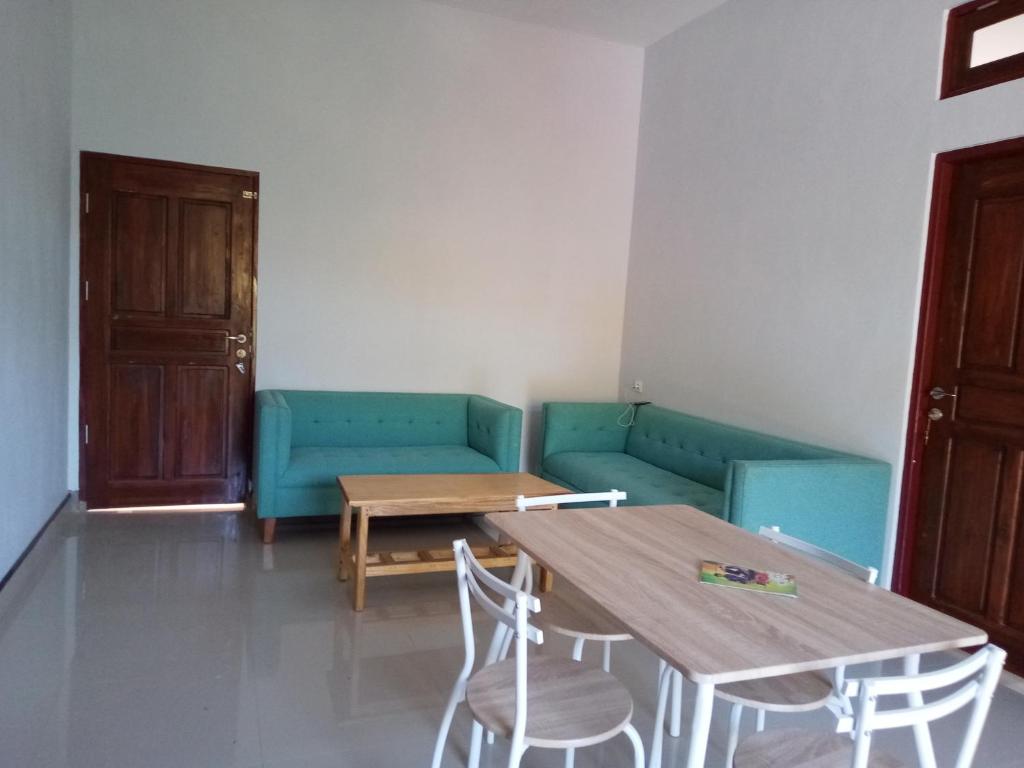 Santiago Bed and Breakfast at Desa Wisata Moni - Standard Double Room With Fan
