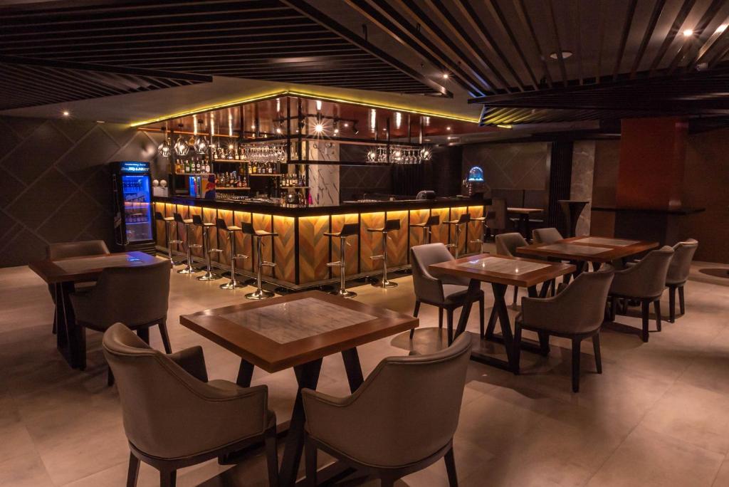 Lounge nebo bar v ubytování Coro Hotel