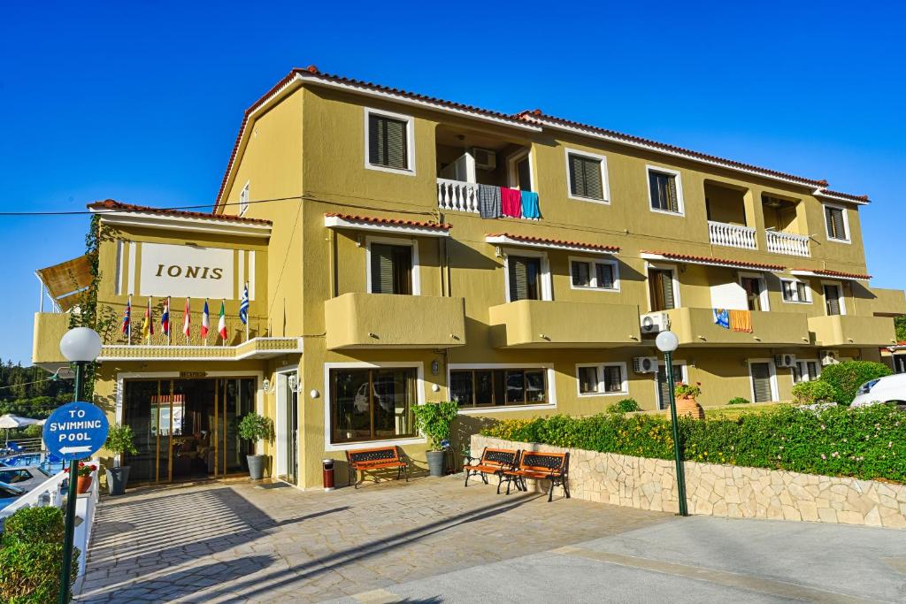 Budova, kde se hotel nachází