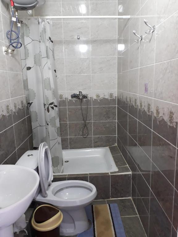 Koupelna v ubytování Guest House Jekshen