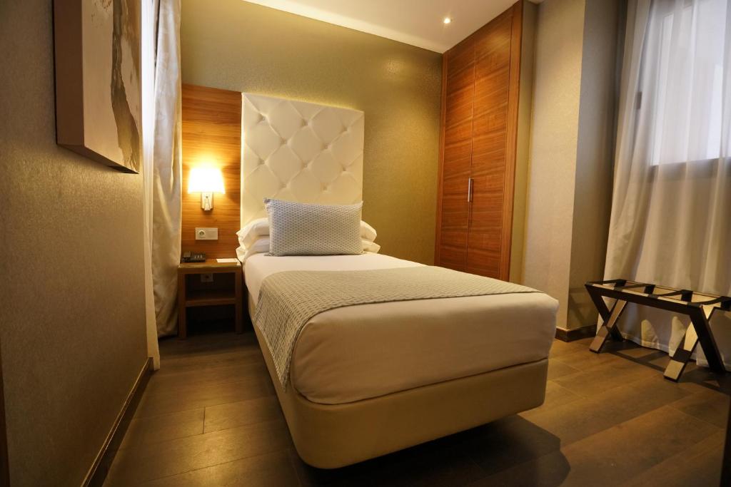 AZ Hôtels Kouba - Chambre Simple