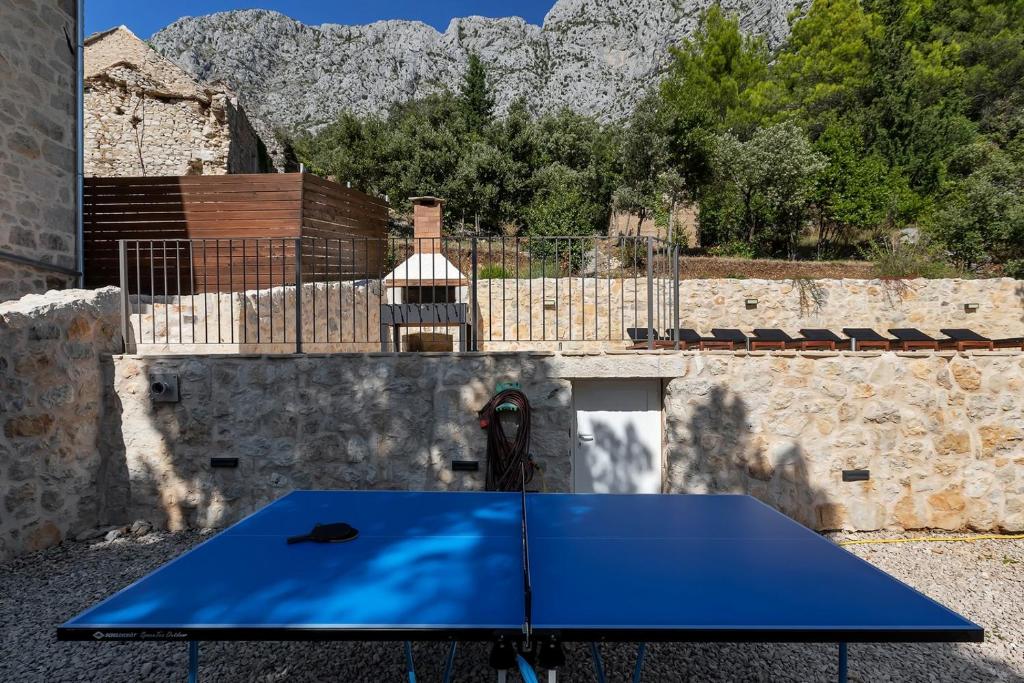Stolný tenis v ubytovaní Holiday home Barbarella alebo v jeho okolí