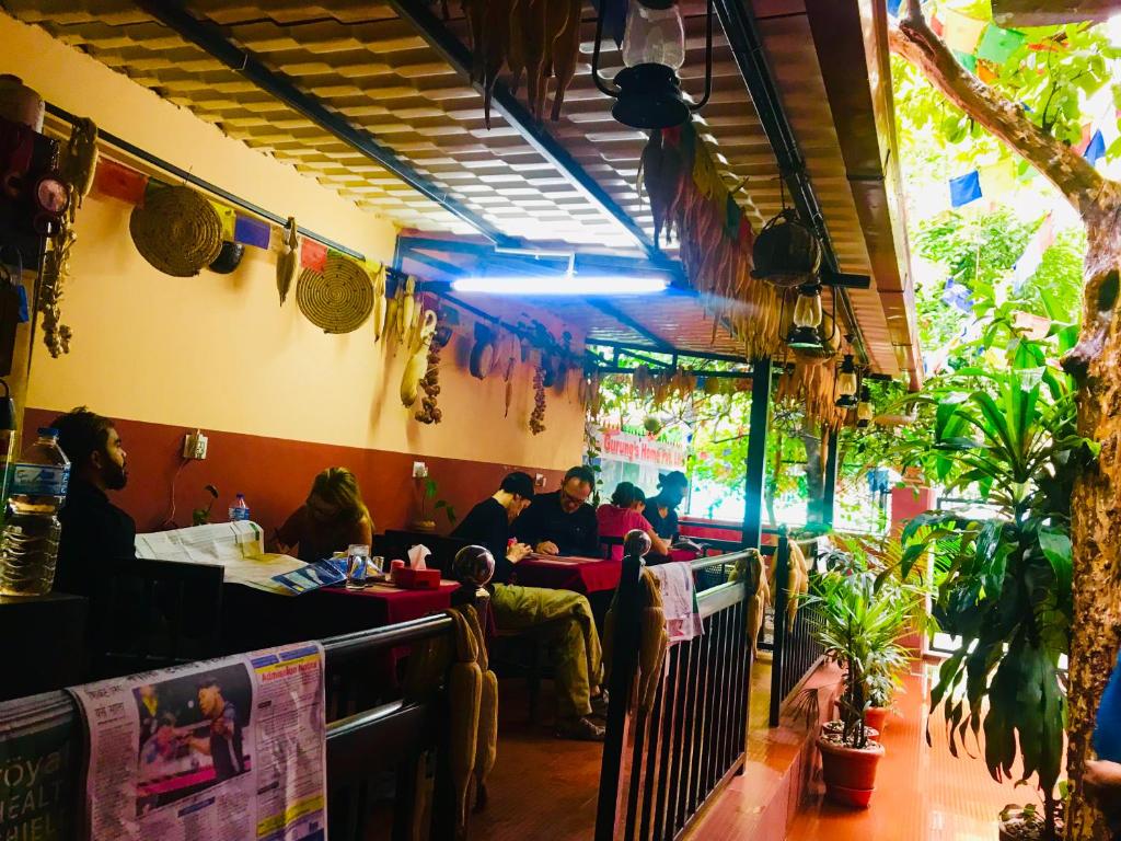 Restaurace v ubytování Gurung's Home