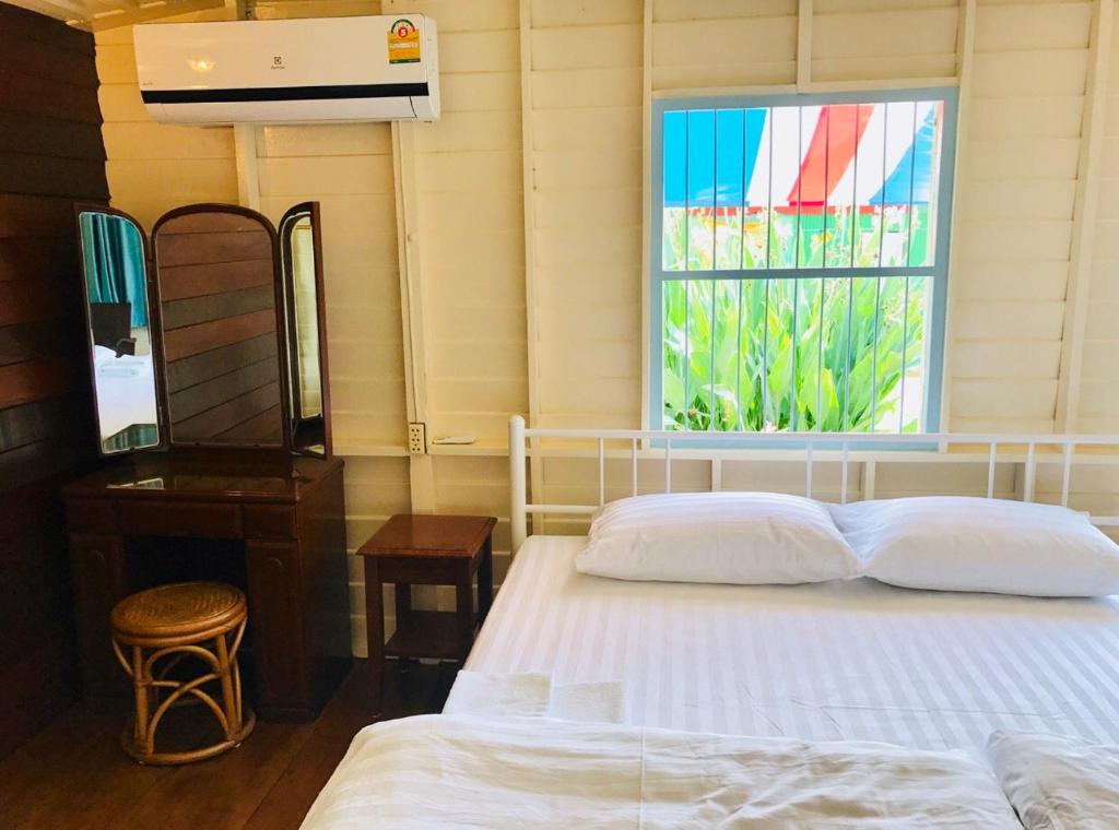 อยู่แพ PaeStay อุทัยธานี - Deluxe Room