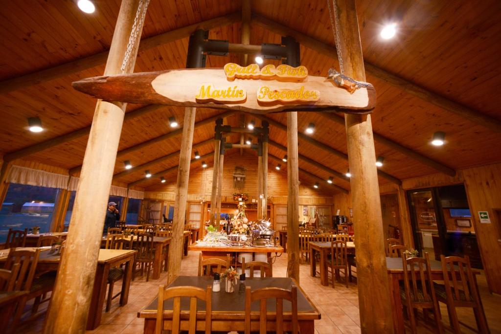 Restaurace v ubytování Hotel del Paine