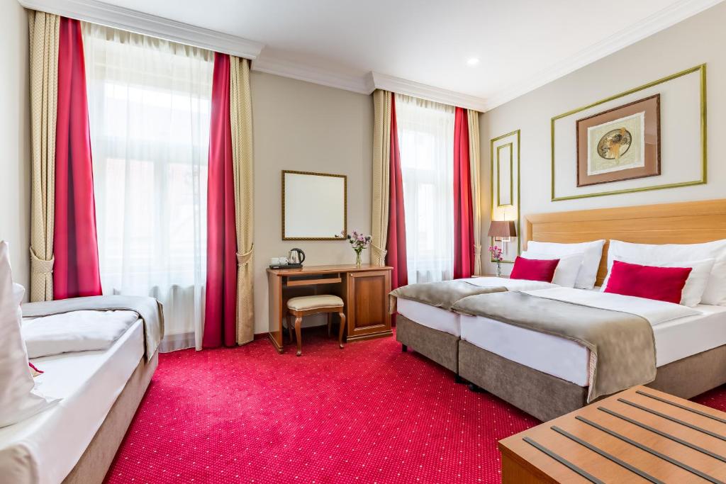 Hotel Caruso Old Town - Resim 12