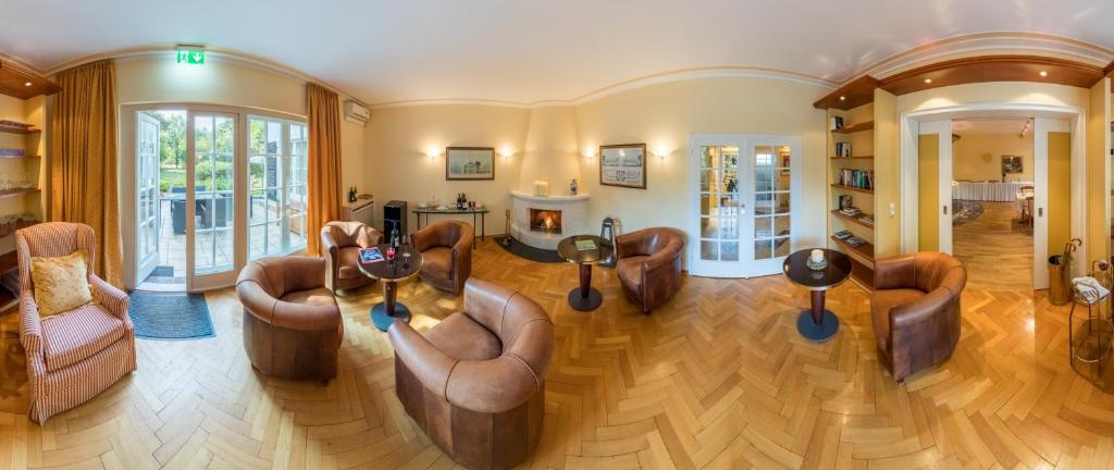 Hotel Villa im Park - Resim 11