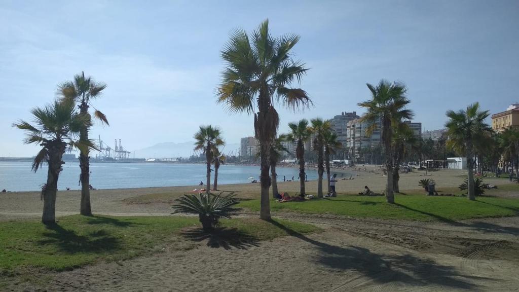 Fotografia z galérie ubytovania Excelente habitación en bonita y tranquila casa en Benalmadena pueblo v destinácii Benalmádena